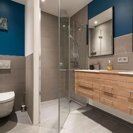 Lux Moderne 95 Square Meter * Paris